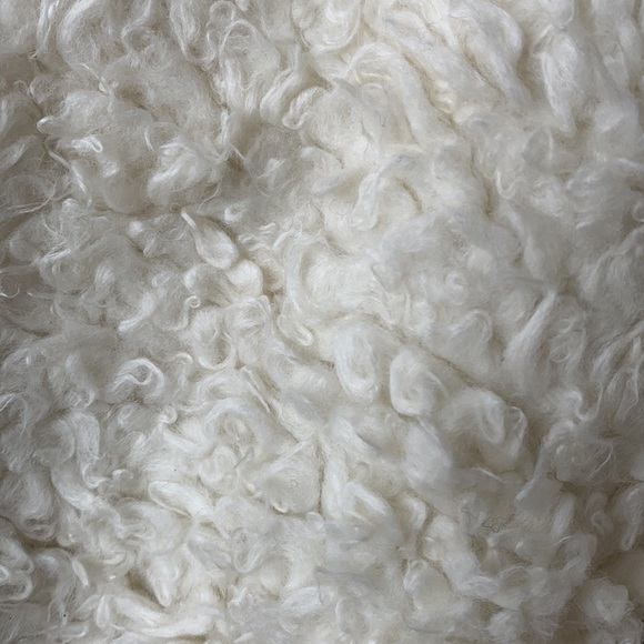 BNWT H&m Faux Shearling Cream Vest W/ Thin Tan Belt | Sz S - Picture 4 of 4